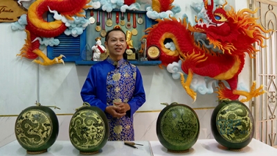 Nghệ nhân Phạm Văn Thuấn